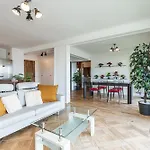 Loft Style 1 Bdr - Panoramic View Swimming Pool & Garage