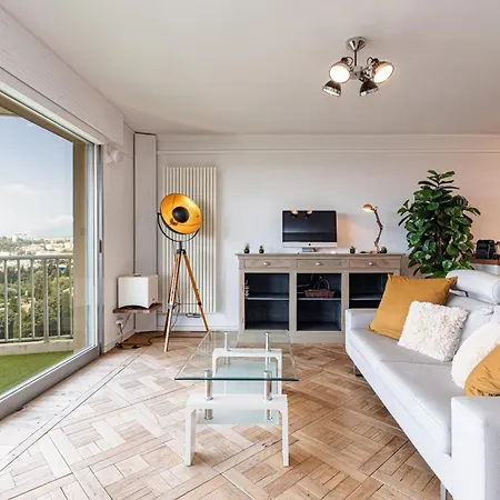 Апартаменты Loft Style 1 Bdr - Panoramic View Swimming Pool & Garage Антиб