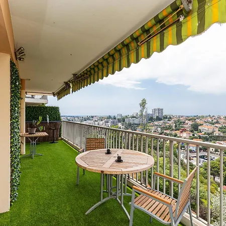 Daire Loft Style 1 Bdr - Panoramic View Swimming Pool & Garage *